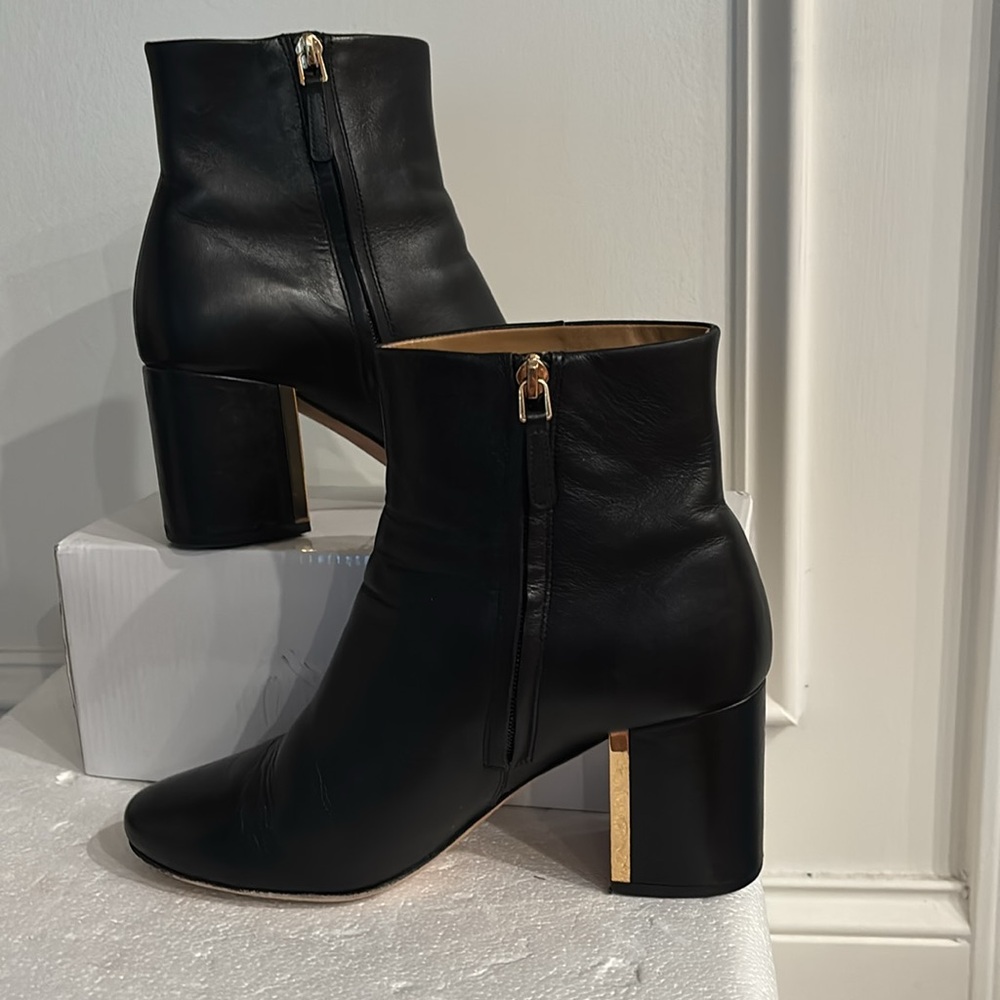 Tory Burch Woman’s Gigi Black Leather Boots - Picture 8 of 15